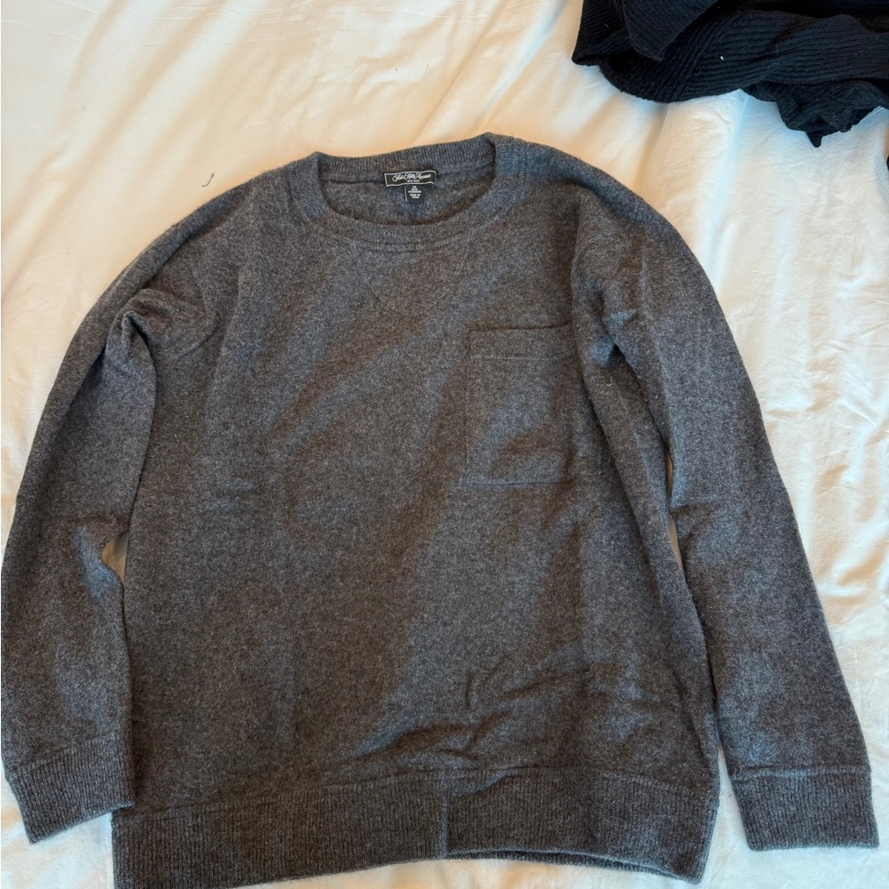Saks Fifth Avenue Charcoal Cashmere Crewneck Sweater